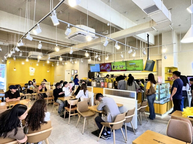 몽골 울란바토르 메가커피 매장 내부. /메가MGC커피