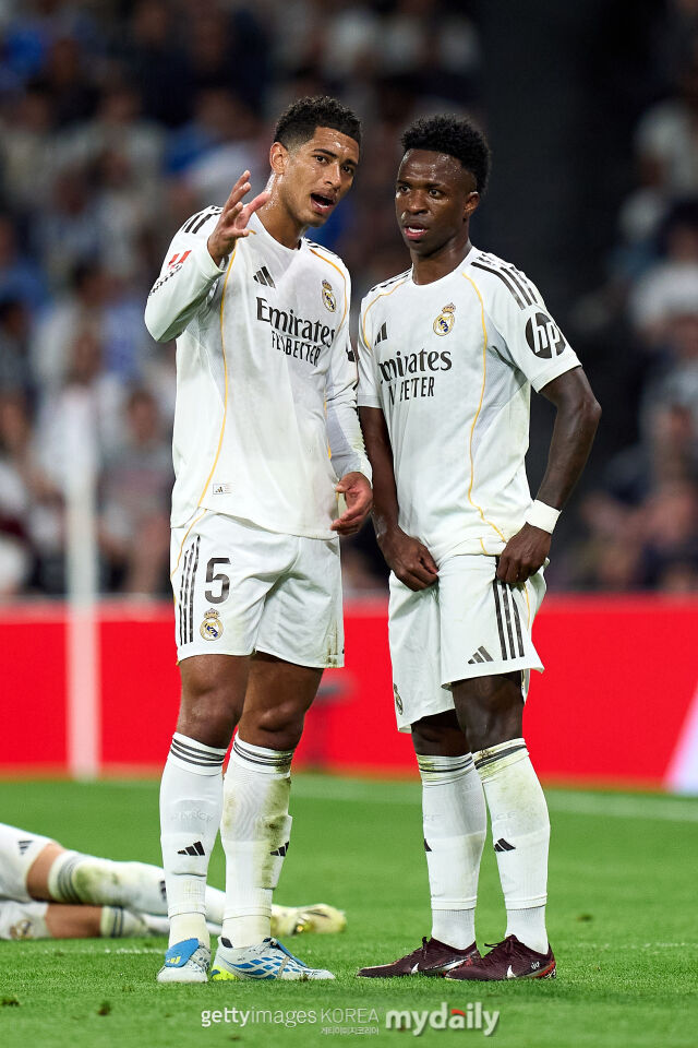 주드 벨링엄(왼쪽)과 비니시우스 주니오르./게티이미지코리아