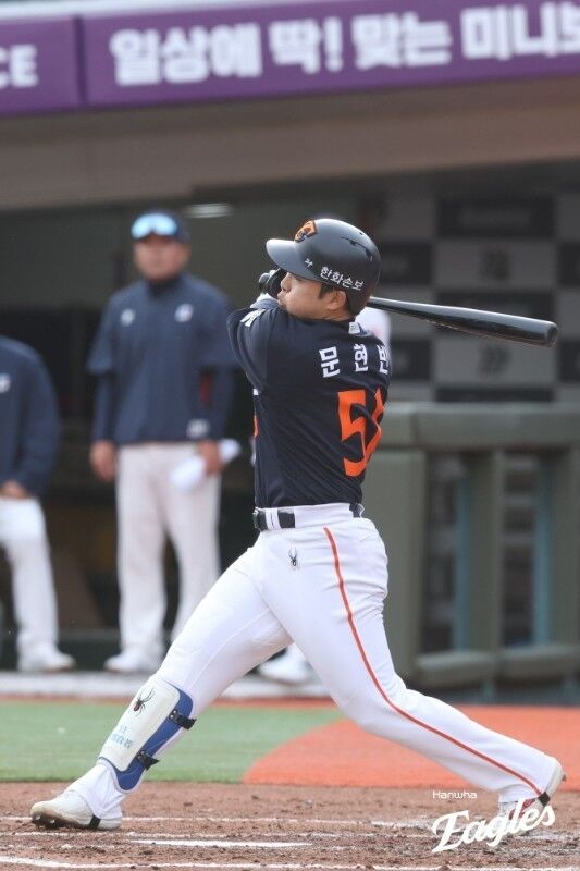 적시 2루타를 날린 문현빈./한화 이글스