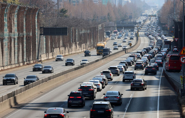 금융감독원은 20일 보험개발원, 손해보험사와 공동으로 지난해 자동차 보험사기 피해자 2289명에게 부당하게 할증된 보험료 13억6000만원을 환급했다고 밝혔다. /뉴시스