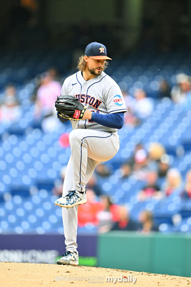 라이언 와이스가 22일 클리블랜드 가디언즈와 경기서 선발 등판해 투구하고 있다./게티이미지코리아