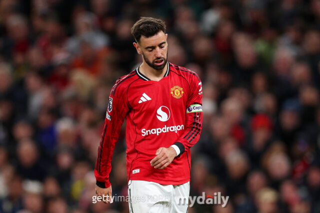 포그바는 페르난데스가 다른 팀 소속이었다면 발롱도르 수상을 경쟁했을 것으로 주장했다. /게티이미지코리아