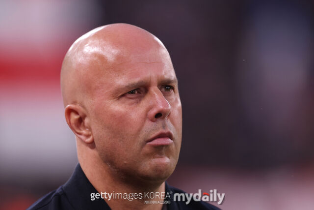 아르네 슬롯 리버풀 감독이 유임을 자신하고 있다. /게티이미지코리아