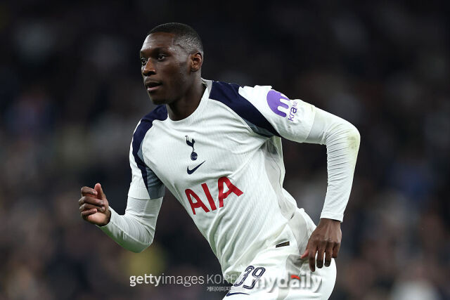 다가오는 여름 이적시장에서 리버풀과 유벤투스의 관심을 받고 있는 랭달 콜로 무아니(토트넘)./게티이미지코리아