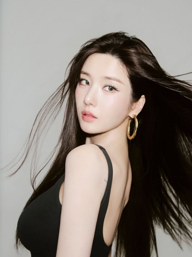 권은비가 소속사 이적 후 첫 근황을 전했다. / 권은비 SNS