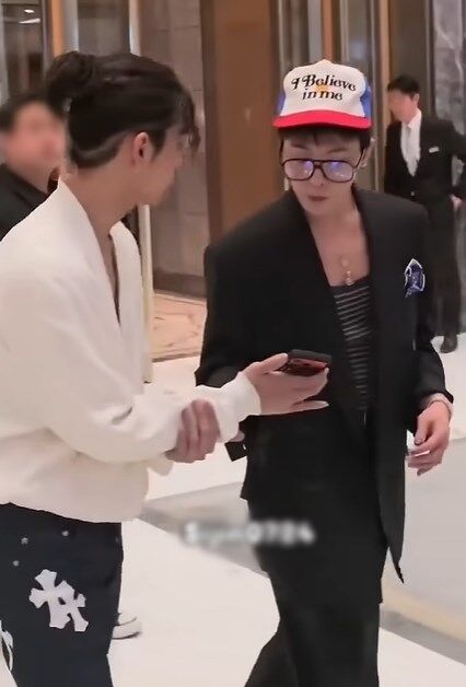 / 온라인 커뮤니티