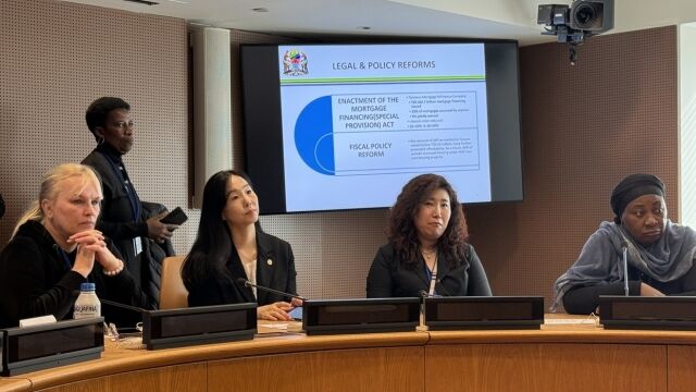 소영 ㈔세계여성평화그룹(IWPG) 글로벌 2국 사업운영부장(왼쪽에서 두 번째)이 제70차 유엔 CSW 진행 기간에 열린 탄자니아 사이드 이벤트에 참석하고 있다. / IWPG