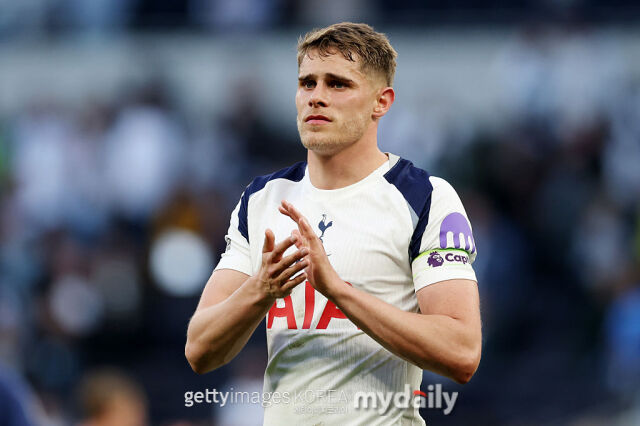 맨체스터 유나이티드와 리버풀이 미키 반 더 벤(토트넘)을 두고 영입 경쟁을 펼칠 것으로 보인다./게티이미지코리아