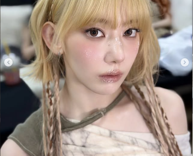 사쿠라는 24일 자신의 SNS를 통해 "설탕 묻은 거 아님. 추워서 얼굴이 얼었어~"라는 글과 함께 여러 장의 사진을 게시했다./사쿠라 소셜미디어