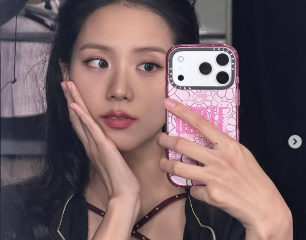 블랙핑크 지수./지수 소셜미디어