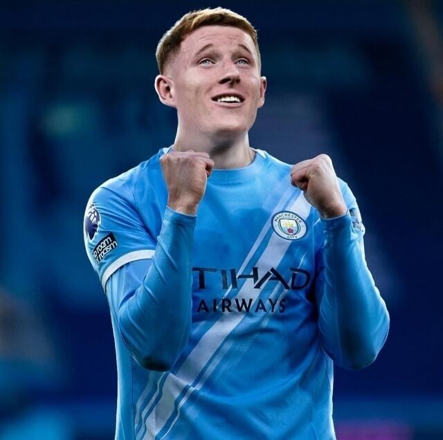 맨체스터 시티가 엘리엇 앤더슨(노팅엄) 영입을 위한 공식 제안을 보낼 계획이다./라이브 스코어 제공