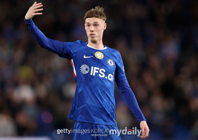 24일 영국 '커트오프사이드' 보도에 따르면 맨체스터 유나이티드가 첼시의 콜 파머 영입에 진지한 관심을 내비치고 있다./게티이미지코리아