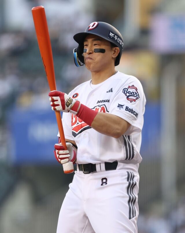 24일 좌익수로 출전했던 손아섭. 25일 경기에는 지명타자로 나선다./두산 베어스
