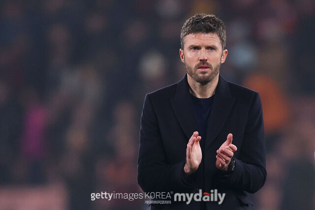 맨체스터 유나이티드의 마이클 캐릭 감독이 지난 20일 본머스와의 경기를 지켜보고 있다./게티이미지코리아