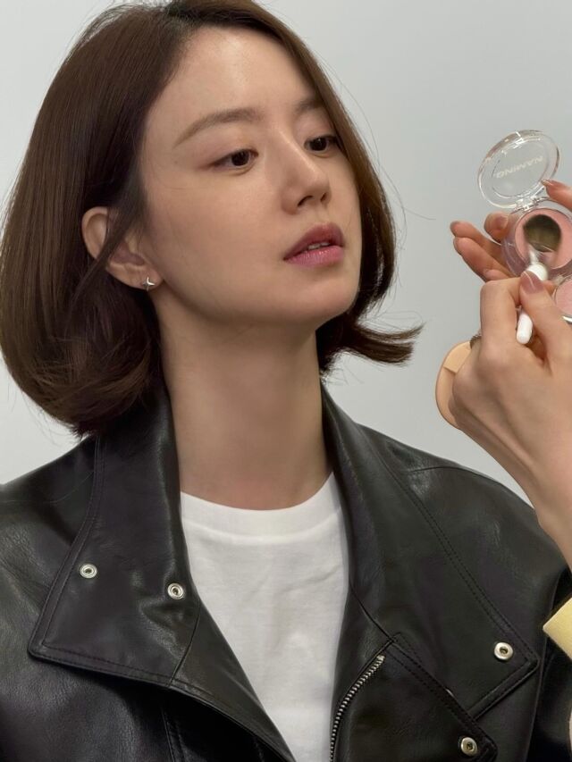 / 문채원 인스타그램