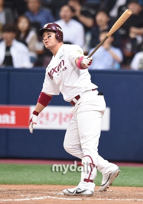 현역 시절 히어로즈 유니폼을 입은 박병호./마이데일리