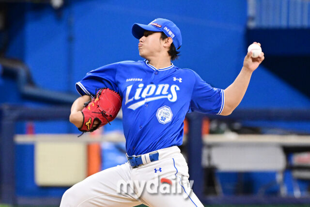 삼성 배찬승이 26일 오후 서울 고척스카이돔에서 진행된 '2026 신한 SOL Bank KBO리그' 삼성--키움의 경기 6회말 구원 등판해 역투를 펼치고 있다./마이데일리