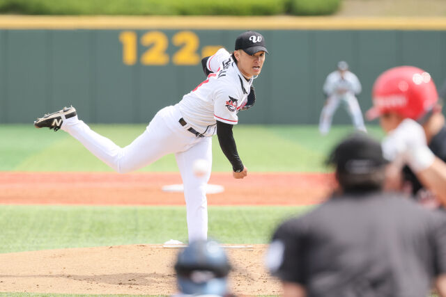 울산웨일즈 고바야시가 26일 KIA전서 호투를 펼쳤다./울산웨일즈