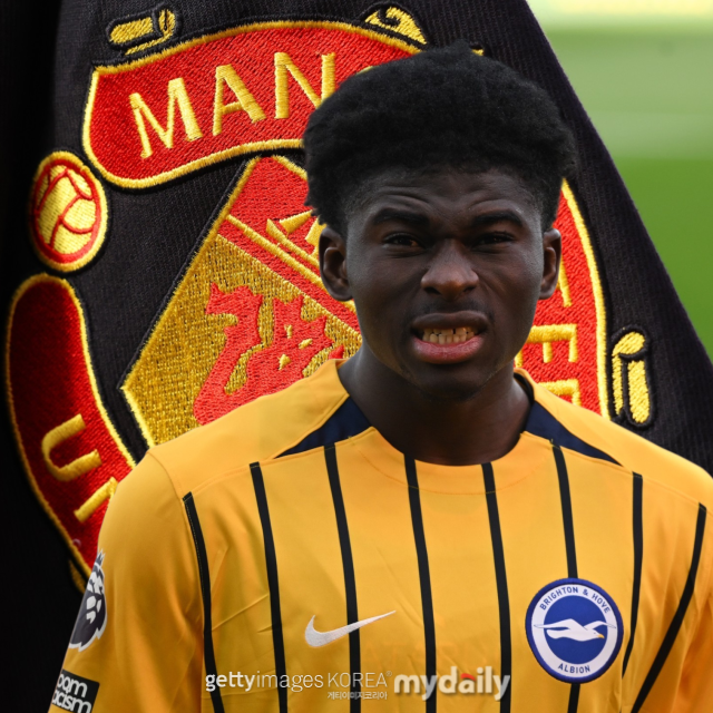 25일 파브리지오 로마노 보도에 따르면 맨체스터 유나이티드는 브라이튼의 카를로스 발레바와 개인 합의를 마치며 영입 가능성이 높아졌다./게티이미지코리아