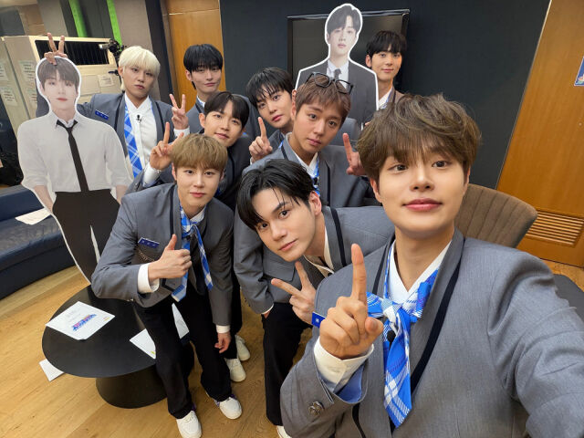 프로젝트 그룹 워너원 셀카 / 엠넷플러스 '워너원고 백투베이스'