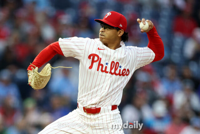 필라델피아 선발 헤수스 루자르도가 29일 샌프란시스코전에서 역투하고 있다./게티이미지코리아