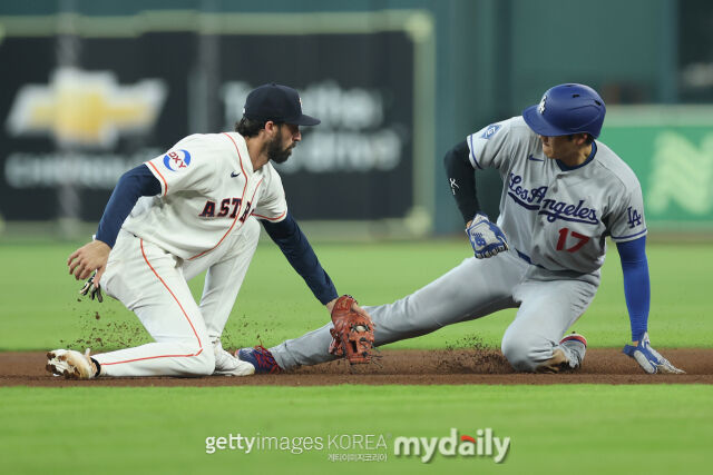 오타니 쇼헤이가 2루 도루에 성공하고 있다./게티이미지코리아