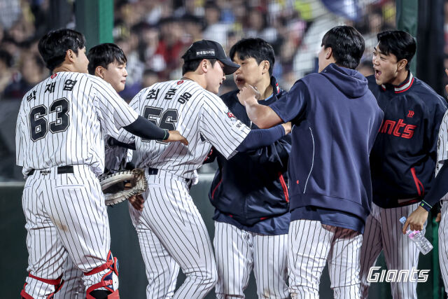 롯데 자이언츠와 삼성 라이온즈는 오는 22일부터 24일까지 사직야구장에서 '클래식 시리즈'를 진행한다./롯데 자이언츠 제공