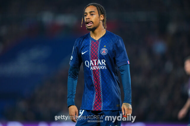 8일 영국 '기브미스포츠' 보도에 따르면 리버풀이 브래들리 바르콜라(PSG) 영입 경쟁에 뛰어들었다./게티이미지코리아