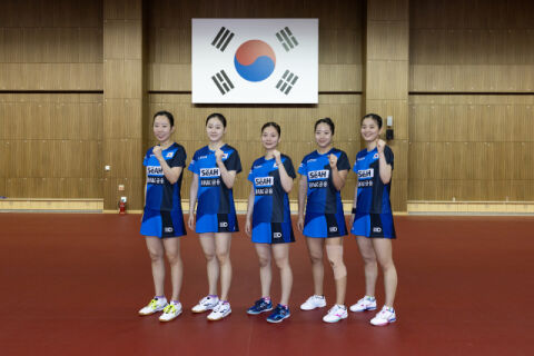 만리장성 높았다...'허리 부상' 신유빈 선봉, 왕만위에 완패! 여자 탁구 중국에 0-3 패배&rarr;세계선수권 8강 탈락