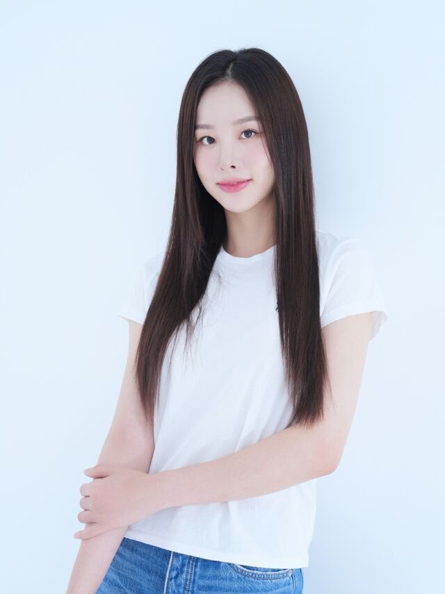 그룹 EXID 멤버 겸 가수 솔지 새 프로필 / 엠오엠엔터테인먼트