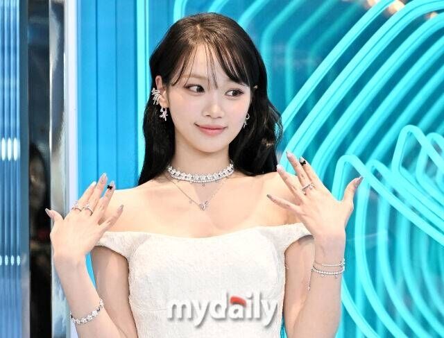 르세라핌 김채원 / 마이데일리