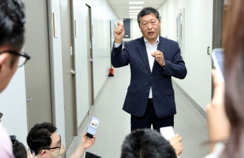 중노위 &ldquo;오늘 밤 10시까지 결론&rdquo;&hellip;삼성전자 노사 막판 분수령