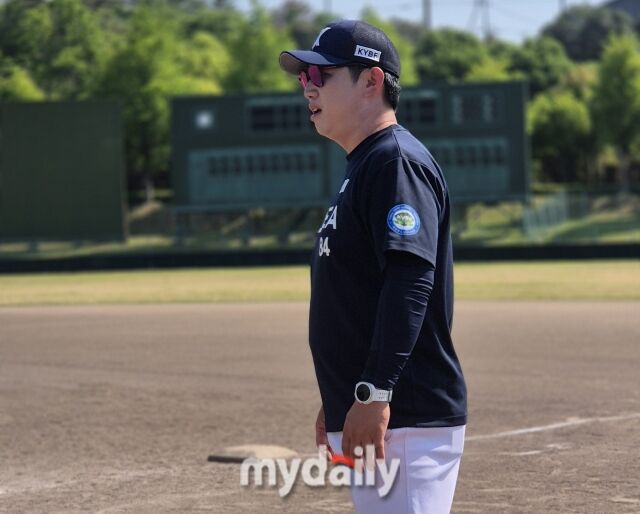 박민철 구리시유소년야구단이 제3회 마이데일리배 전국유소년야구대회를 앞두고 각오를 다졌다. 지난 5월 대한유소년야구연맹 제21기 대표팀 총감독을 맡은 박민철 감독./마이데일리