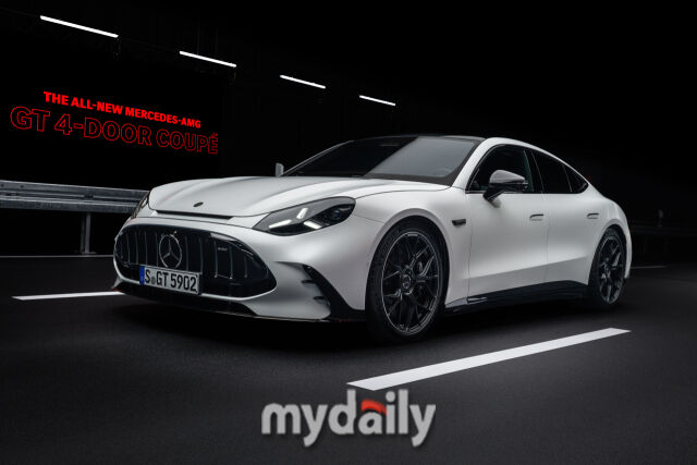 더 뉴 메르세데스-AMG GT 4-도어 쿠페 측면부. /메르세데스-벤츠