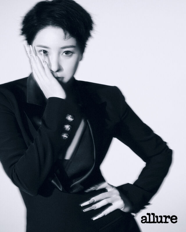 가수 서인영/얼루어 코리아