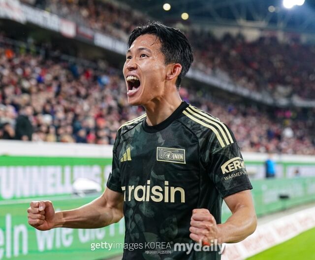정우영의 소속팀 우니온 베를린이 21일 마우로 루스트리넬리 감독을 새로운 사령탑으로 선임했다. 득점한 뒤 세레머니를 하고 있는 정우영./게티이미지코리아