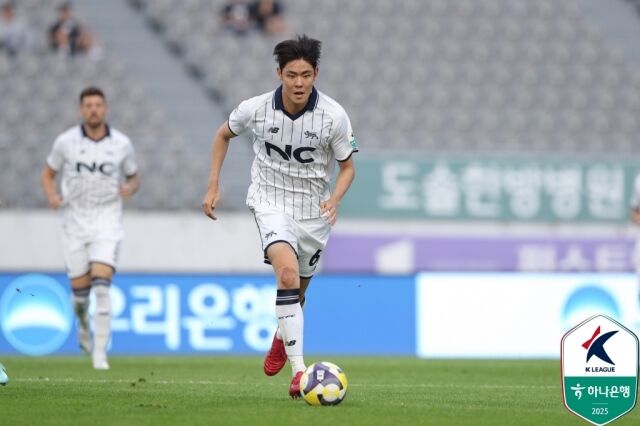 서울 이랜드 백지웅이 24일 목동종합운동장에서 열린 성남FC와의 13라운드 홈 경기에서 풀타임 활약하며 3-1 승리에 기여했다./프로축구연맹 제공