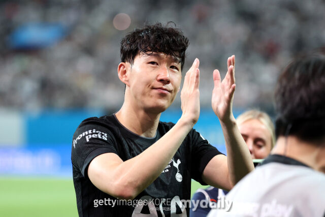 17일 영국 '스퍼스웹' 보도에 따르면 토트넘 홋스퍼가 손흥민(LA FC)의 복귀를 추진할 수 있다는 가능성이 제기됐다./게티이미지코리아