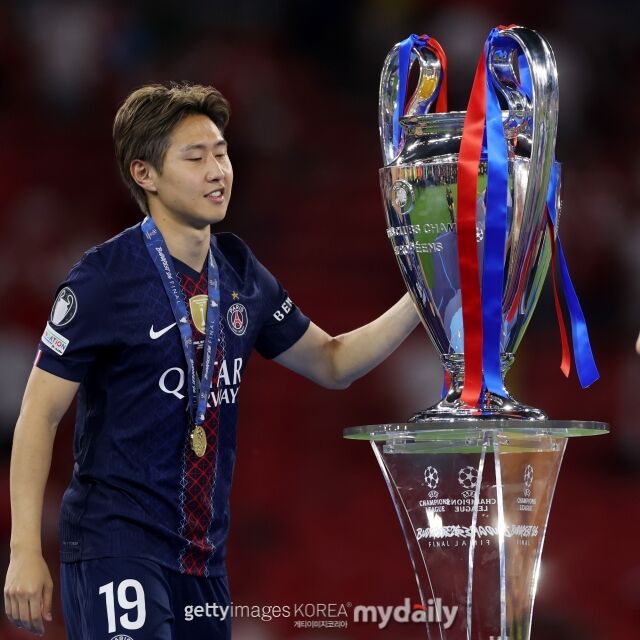 지난달 31일 프랑스 '막시풋' 보도에 따르면 이강인이 올여름 파리 셍제르망(PSG)을 떠나 새로운 구단으로 이적할 가능성이 제기됐다./게티이미지코리아