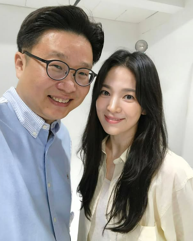 서경덕 교수, 배우 송혜교 / SNS