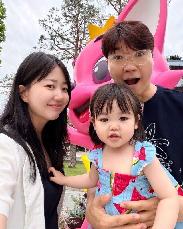 방송인 박수홍과 아내 김다예·딸 박재이/김다예 소셜미디어