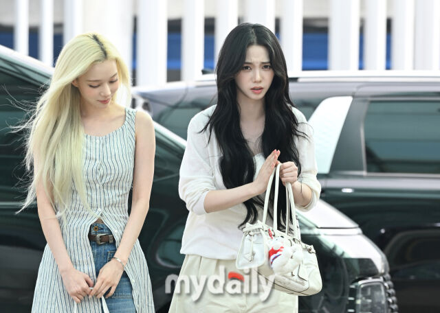 ▲ 카리나가 하고 있는 말은 "인상을 써 죄송해요" (인상을 쓸 때 알레르기가 가장 티가 안나더라고요)