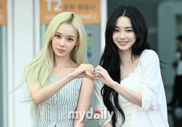 ▲ 카리나 '민정이랑 열심히 축구대표님 응원하고 올게요. 대한민국 파이팅'