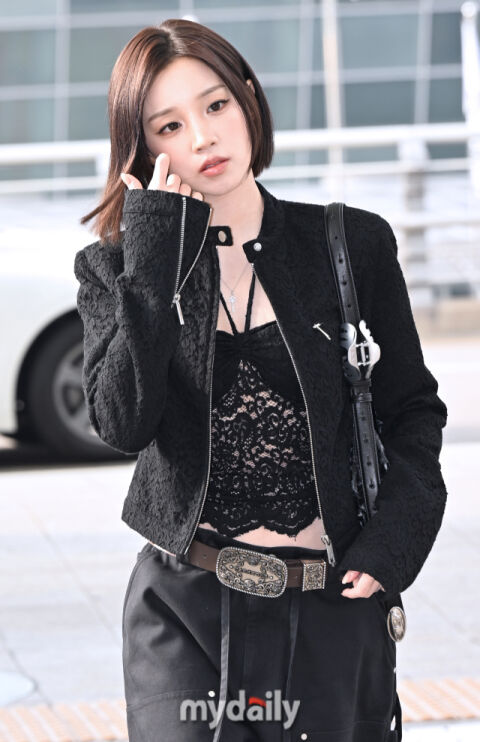 [MD포토] 아이들 우기 '멋진 시스루룩'