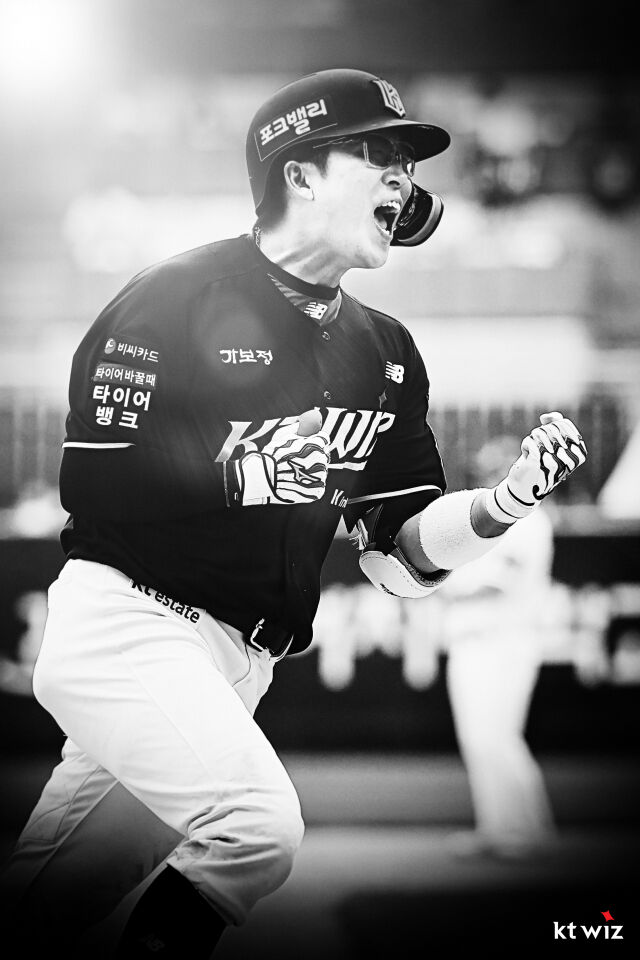 허경민이 포효하고 있다./KT 위즈 제공