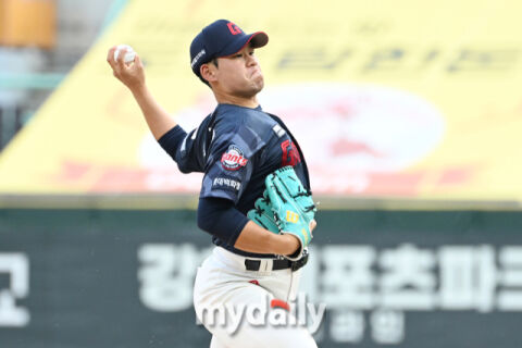 [MD포토] 김진욱 '힘찬 투구'