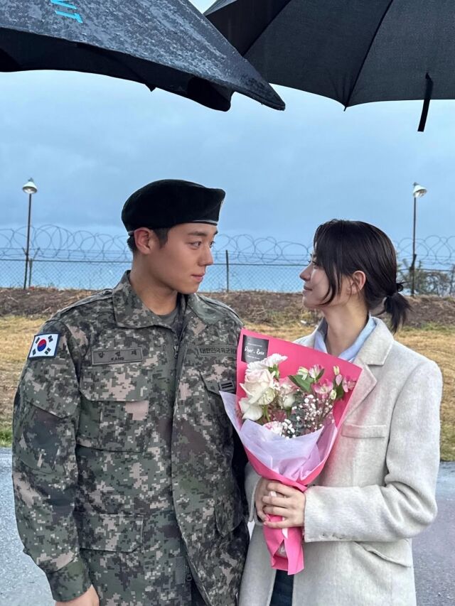 배우 박지훈과 전소영의 '취사병 전설이 되다' 촬영 현장 비하인드 / 전소영 소셜미디어