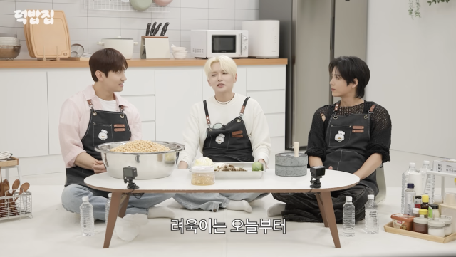 려욱이 데뷔를 앞두고 극단적인 식단 관리로 두 달 만에 10kg 가까이 감량했던 일화를 공개했다. / 유튜브 채널 '새고_F5'