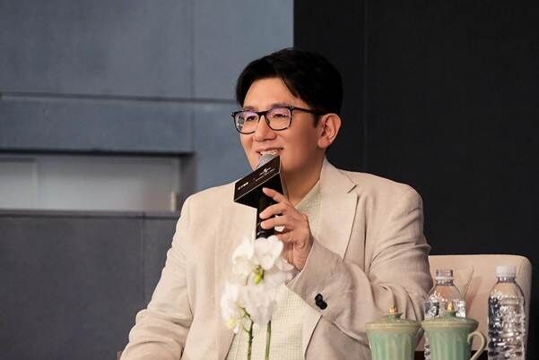 하이브 방시혁 의장 / 하이브