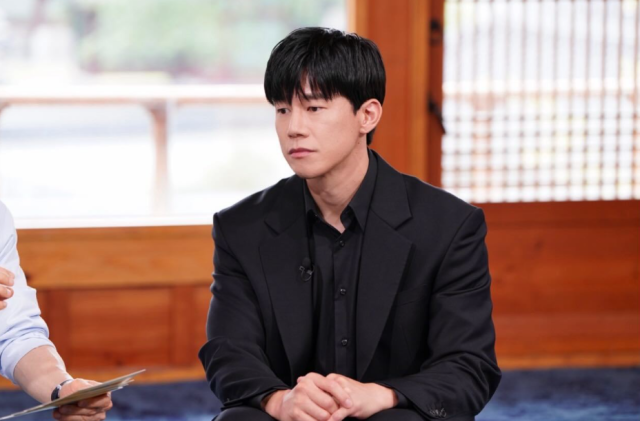 전 세계 안방극장을 제대로 '참교육'하며 흥행 돌풍을 일으키고 있는 배우 김무열이 유재석과 재회한다./ tvN 예능 프로그램 ‘유 퀴즈 온 더 블럭’